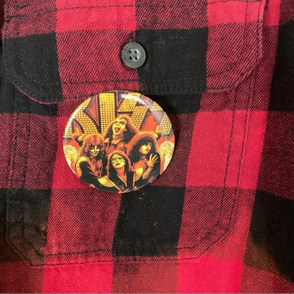 KISS Flannel Shirt Men Medium Large Unisex Buffalo Plaid Red Black Bland Flannel - Picture 5 of 13